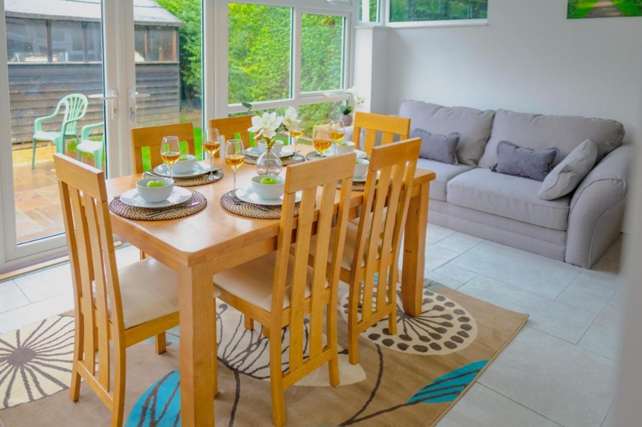 קאמברידג' Modern & Artistic Design Humphreys Lodge - Sleep 6 מראה חיצוני תמונה